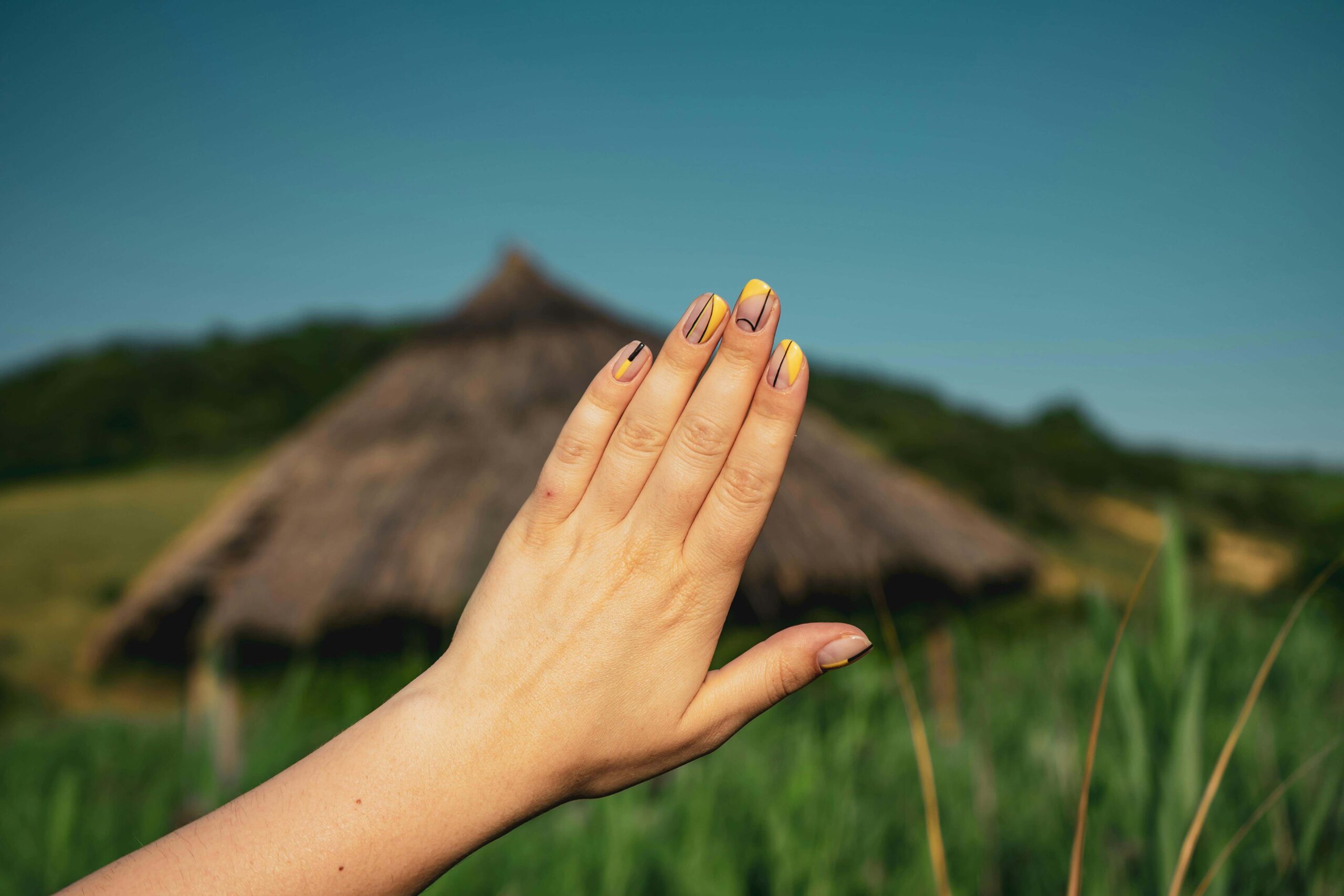 Uñas diseños geometricos 