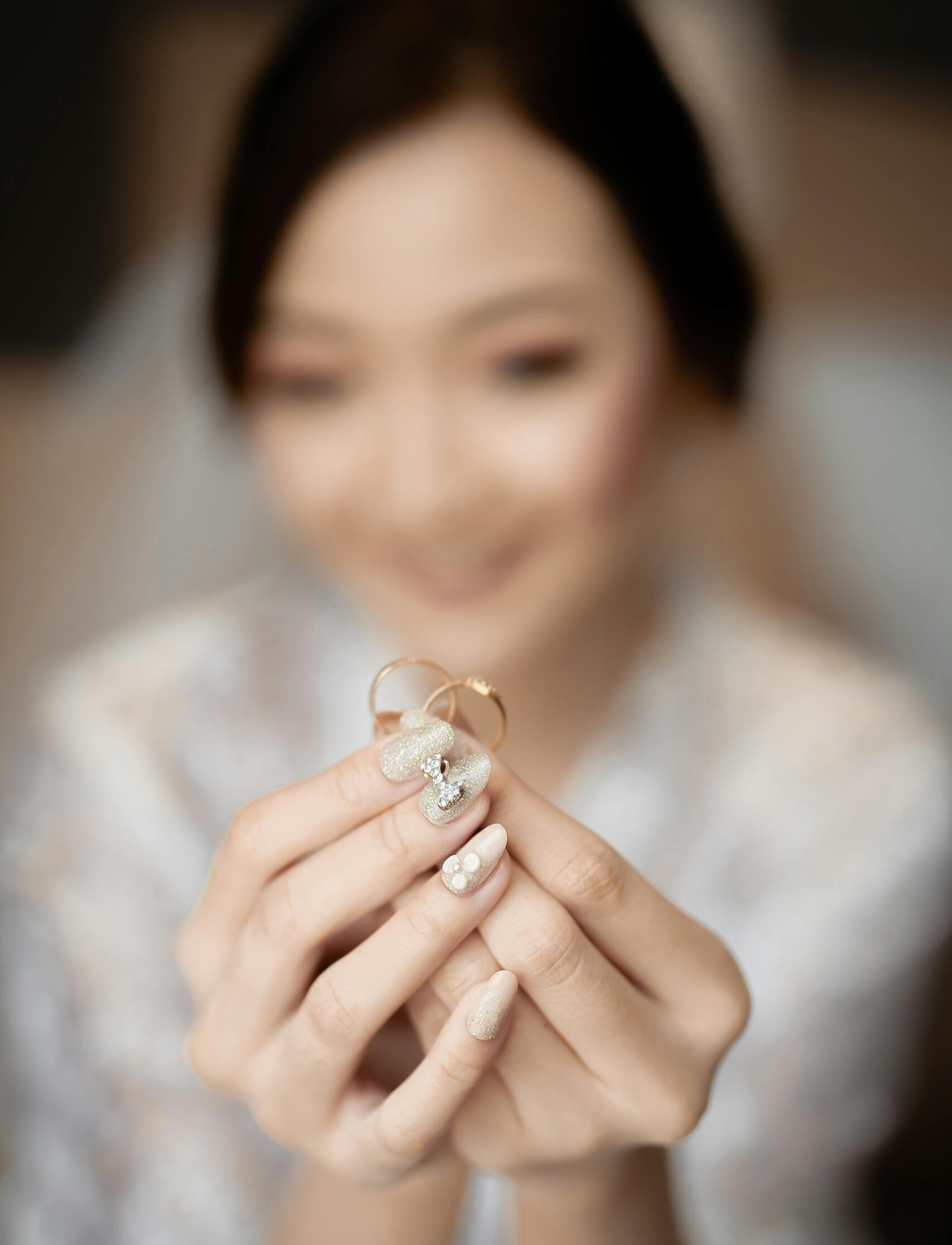 Uñas para tu boda con pedreria