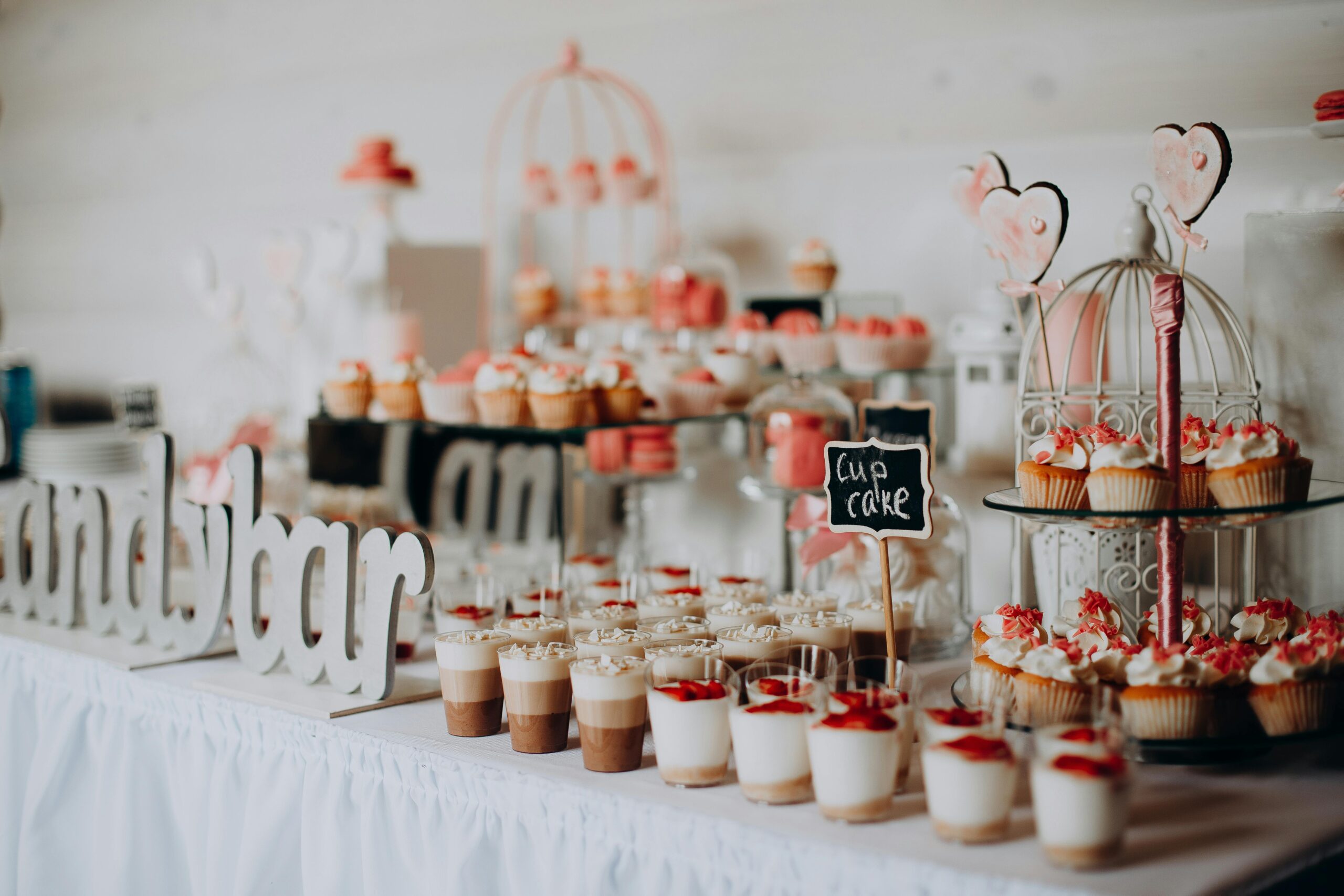 Mesa de postres de matrimonio