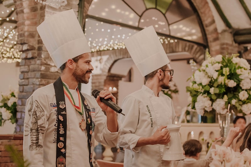 Chef para boda en Cartagena, destacando la gastronomía caribeña de alto nivel