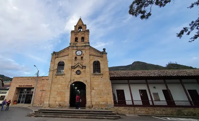 Iglesia Divino Salvador de Sopó 